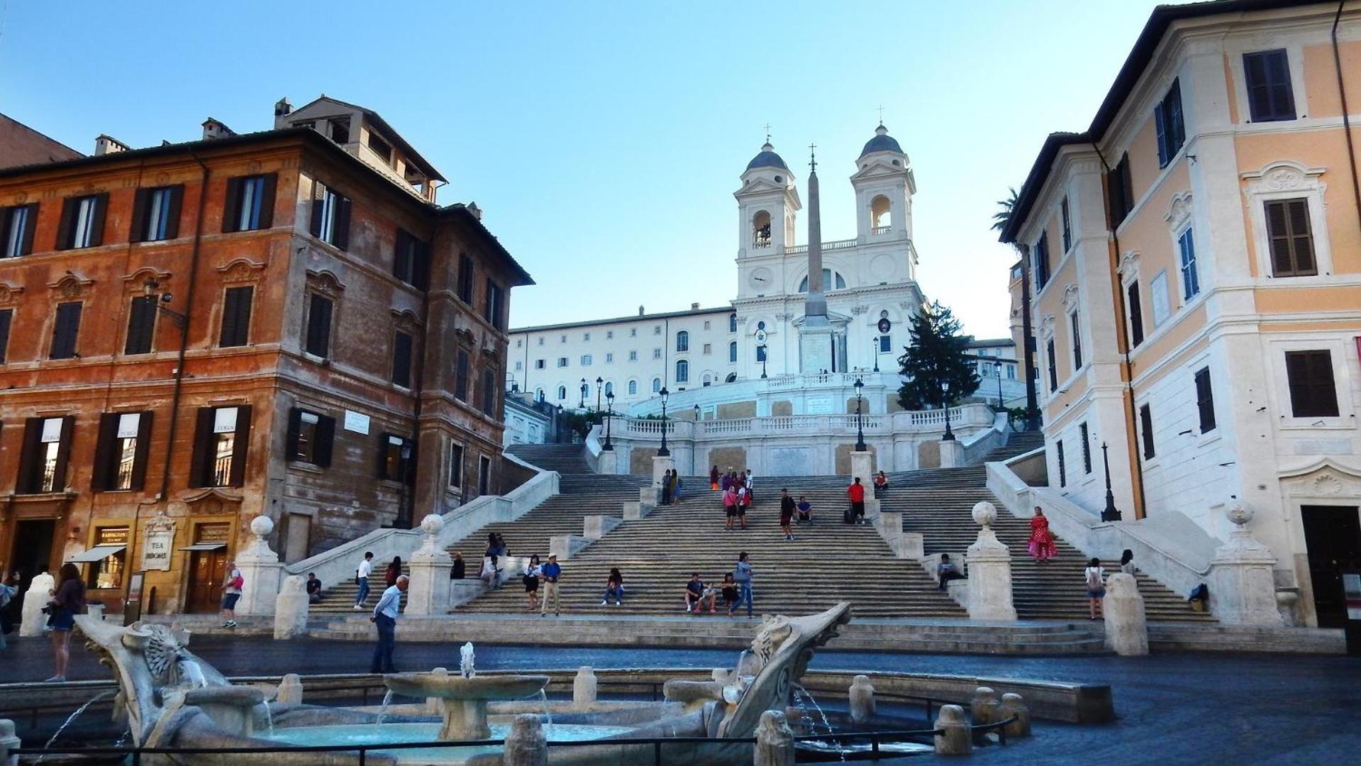 Elegant Apartment Nearby Trevi Fountain Roma Exterior foto